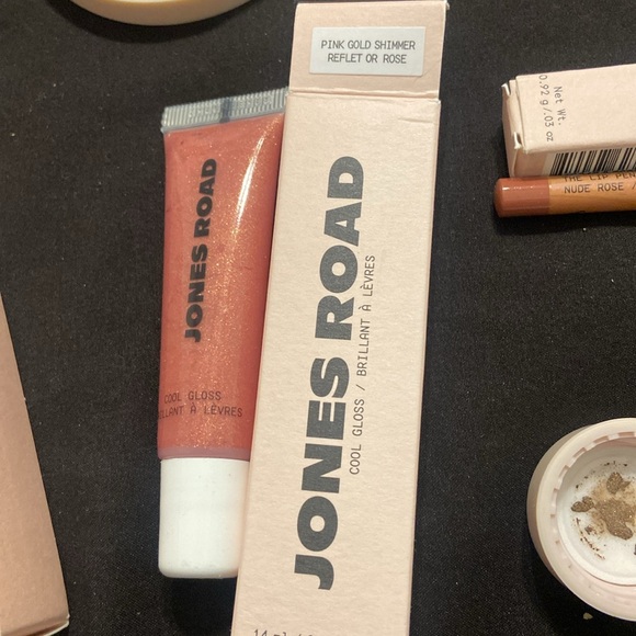 Jones Road Beauty PR Package - Picture 6 of 8